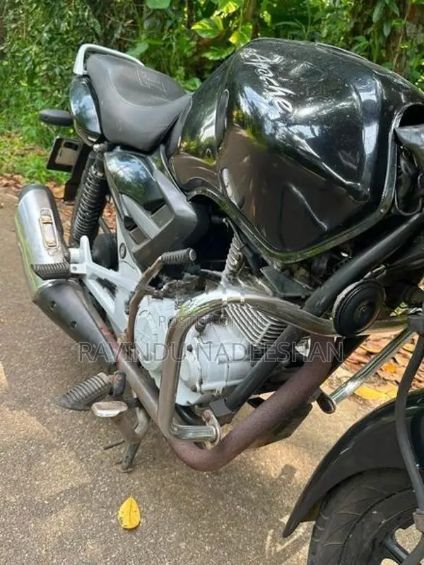 TVS Apache 2007