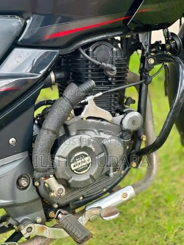 Bajaj Pulsar 150 2017