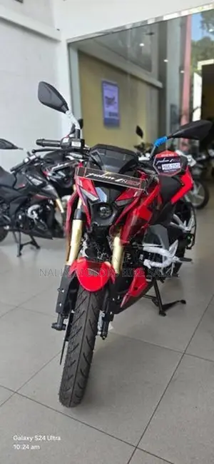 Bajaj Pulsar N160 Premium 2026