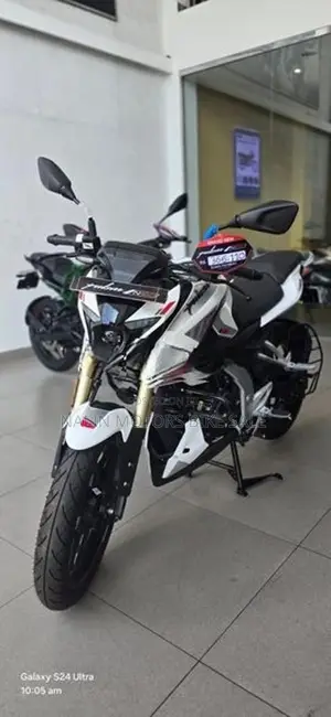 Bajaj Pulsar N160 Premium 2026