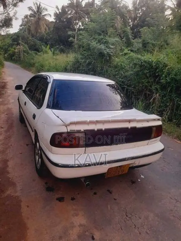 Isuzu Gemini 1992