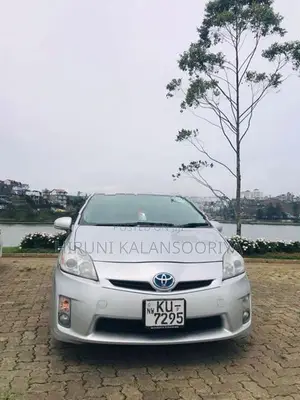 Toyota Prius 2012