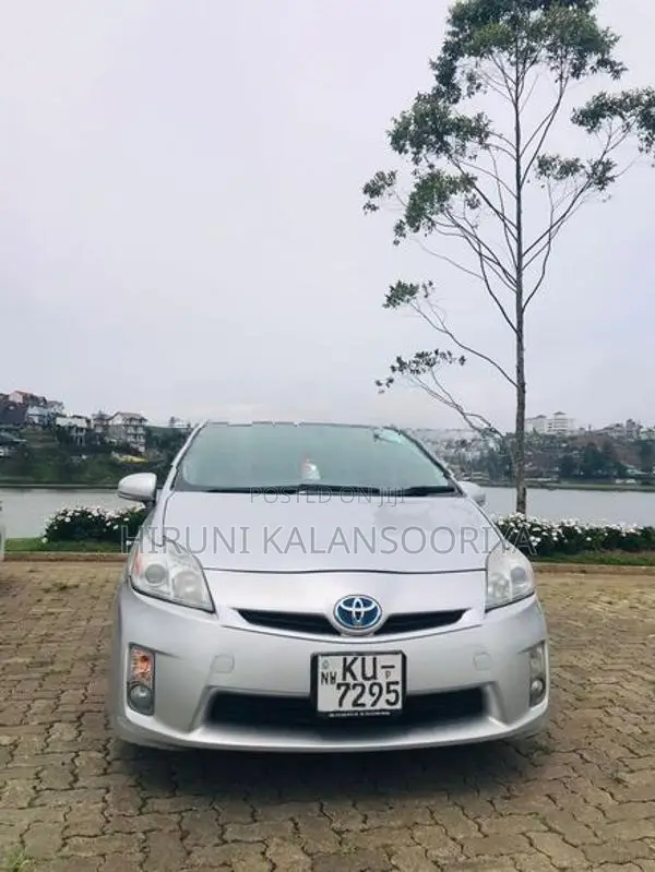 Toyota Prius 2012