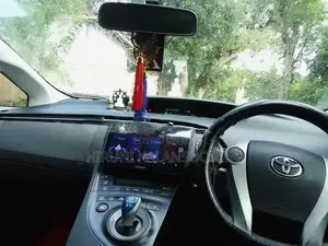 Toyota Prius 2012