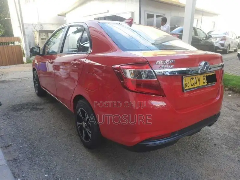 Perodua Bezza 2017