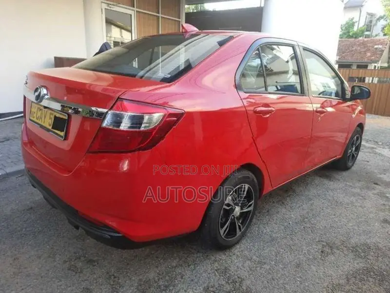 Perodua Bezza 2017
