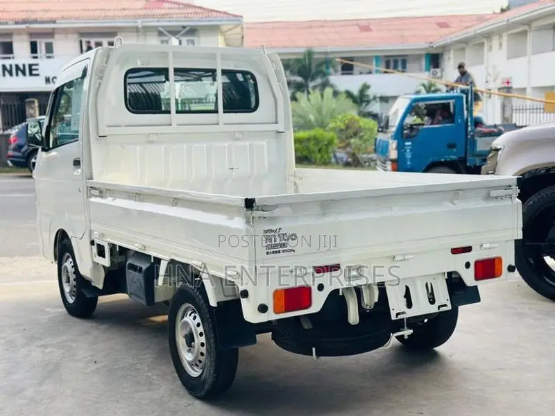 Nissan Clipper Truck 2023