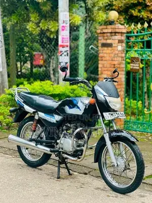 Bajaj CT100 2004