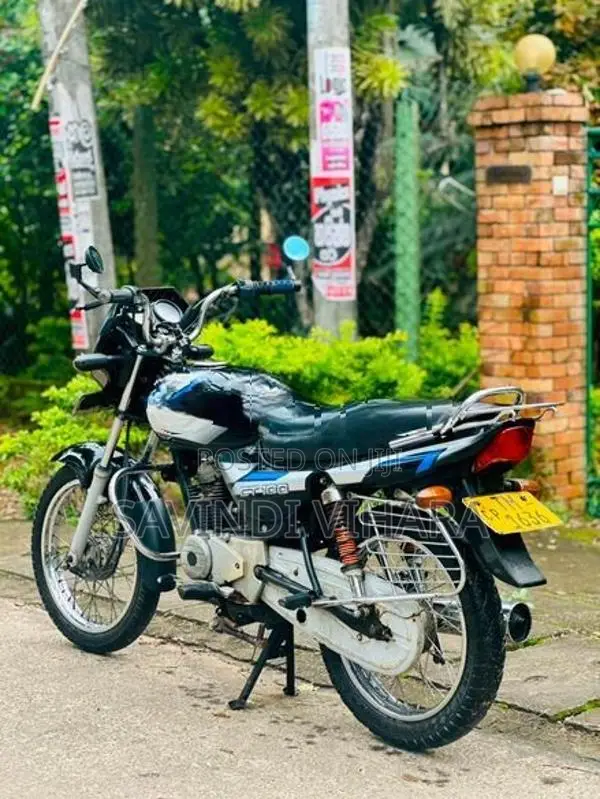Bajaj CT100 2004