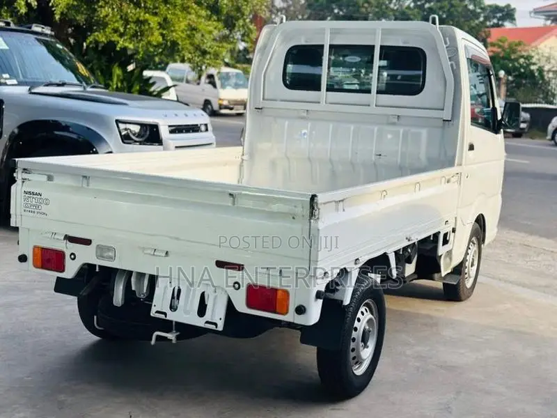 Nissan Clipper Truck 2023