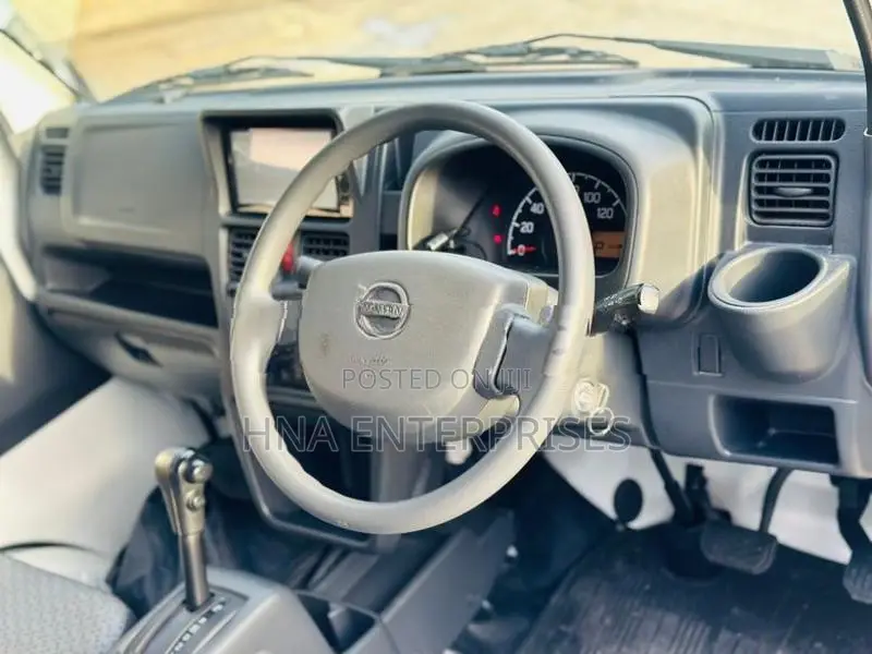 Nissan Clipper Truck 2023