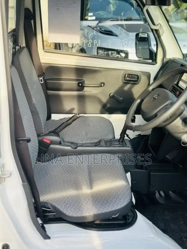 Nissan Clipper Truck 2023