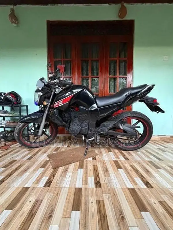 Yamaha FZS V1 2010