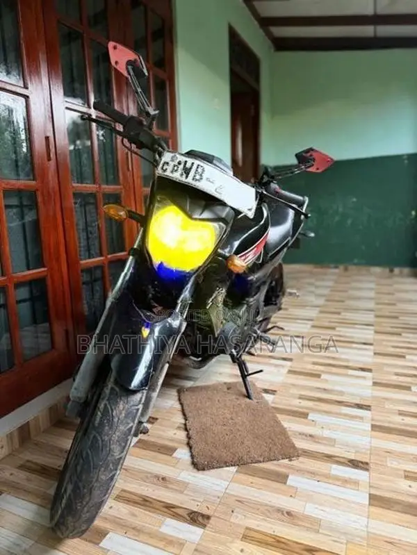 Yamaha FZS V1 2010