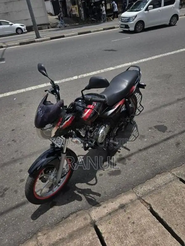 Bajaj Discover 125 2017
