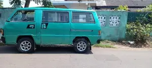 Mitsubishi L300 1983