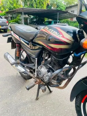 Bajaj Platina 100 100ES 2016