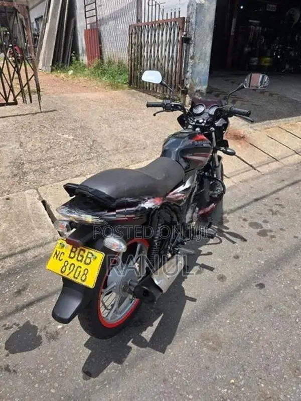 Bajaj Discover 125 2017