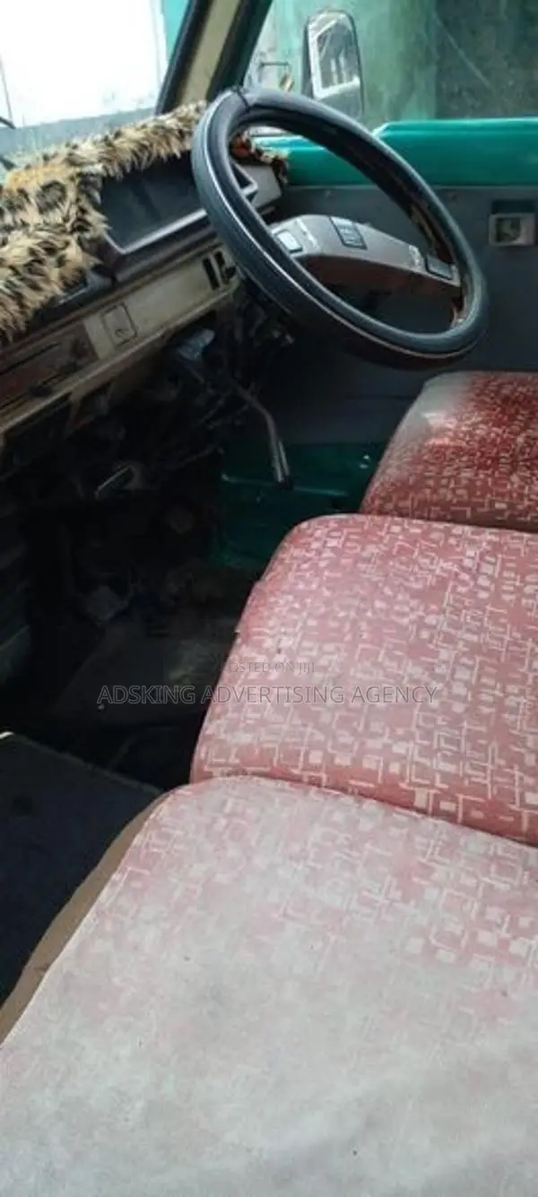Mitsubishi L300 1983