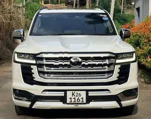 Toyota Land Cruiser Sahara LC 300 ZX 2025