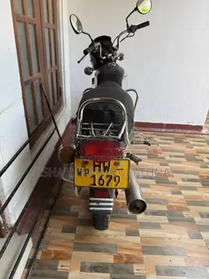Bajaj Boxer 2003