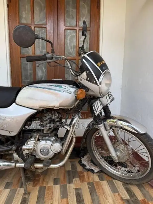 Bajaj Boxer 2003