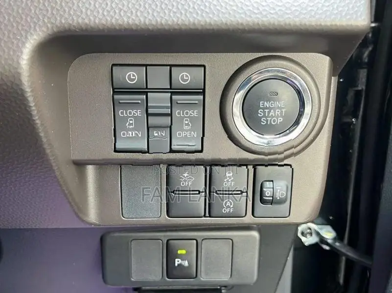 Toyota Roomy G 2023