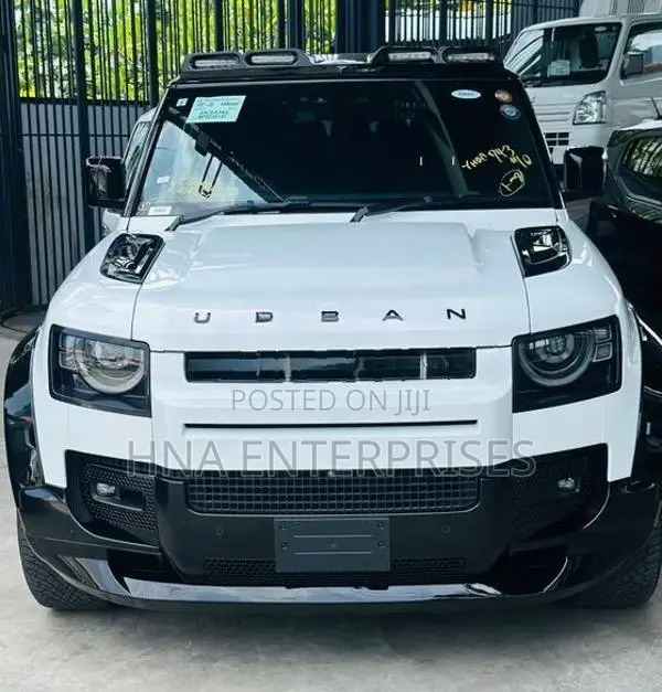 Land Rover Defender 110 2023