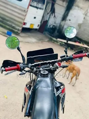 Honda XLR 2000