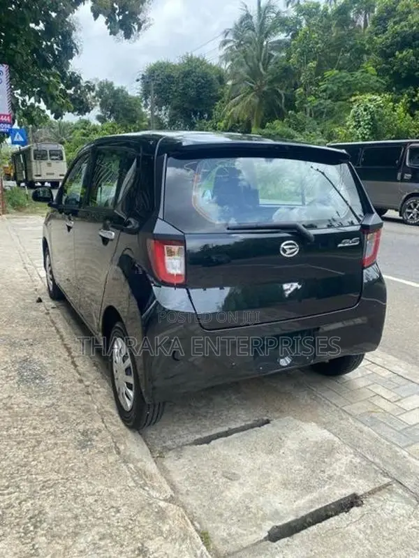 Daihatsu Mira 2024