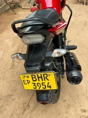 Hero Hunk bike for sale 2018