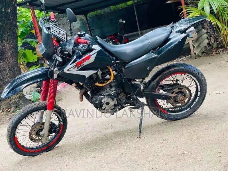 Honda XLR 2000