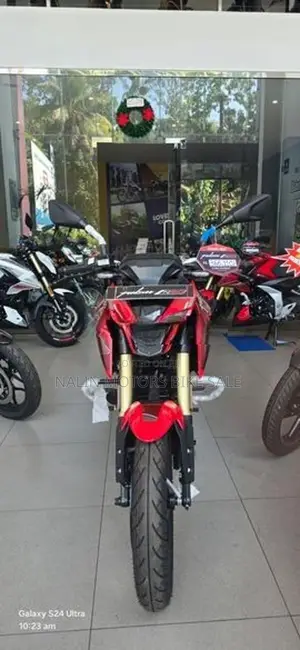 Bajaj Pulsar N160 Premium 2026