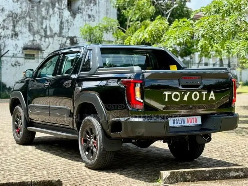 Toyota Hilux Travo Overland Plus 2026