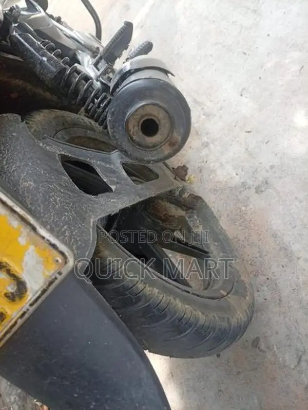 Bajaj Pulsar 150 2012