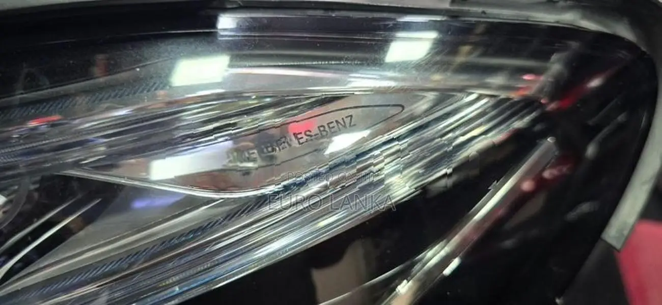 Mercedes Benz W212 Head Light