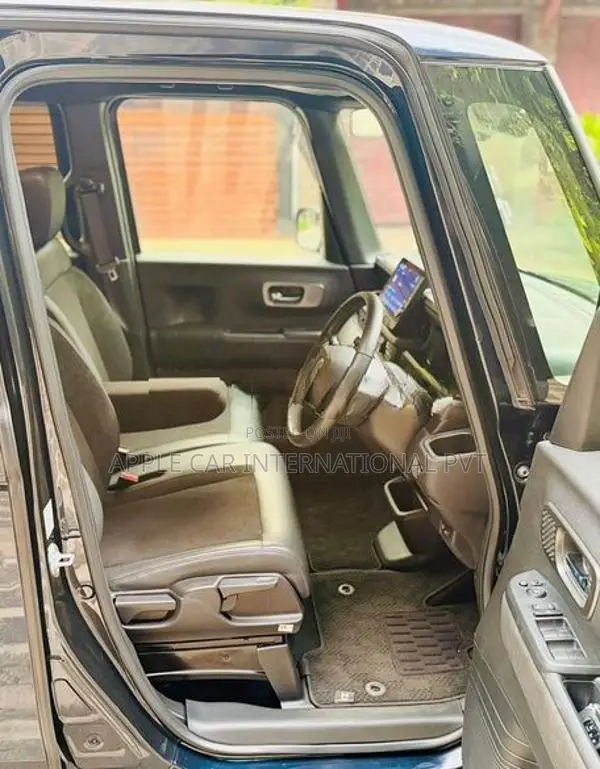 Honda N-Box Custom GT Turbo PRM 2024