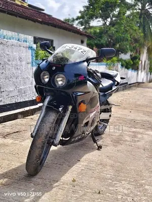Honda CBR 2000