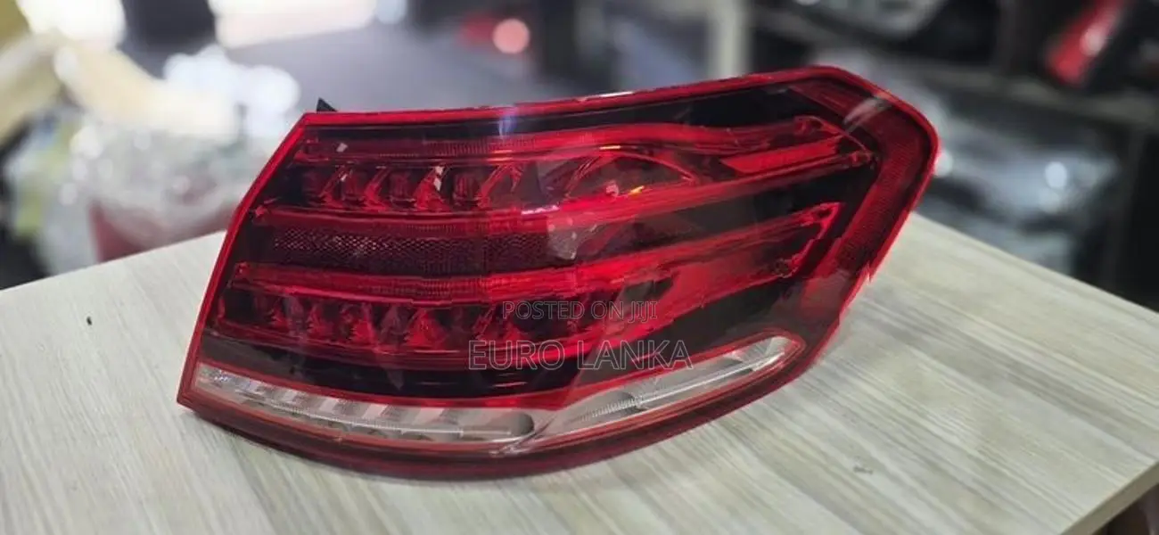 Mercedes Benz W212 Tail Light