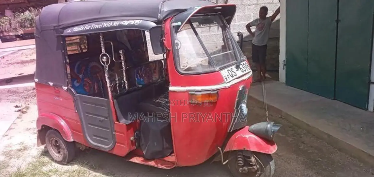 Bajaj RE 2009