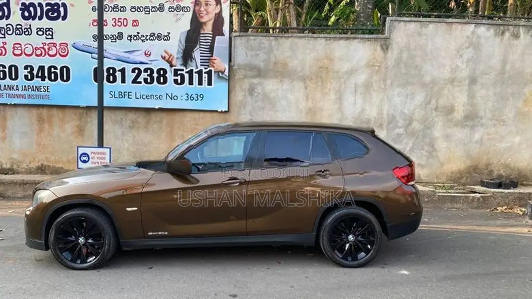 BMW X1 2011