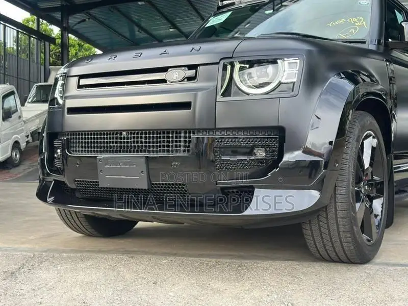 Land Rover Defender 110 HSE Dynamic 2023