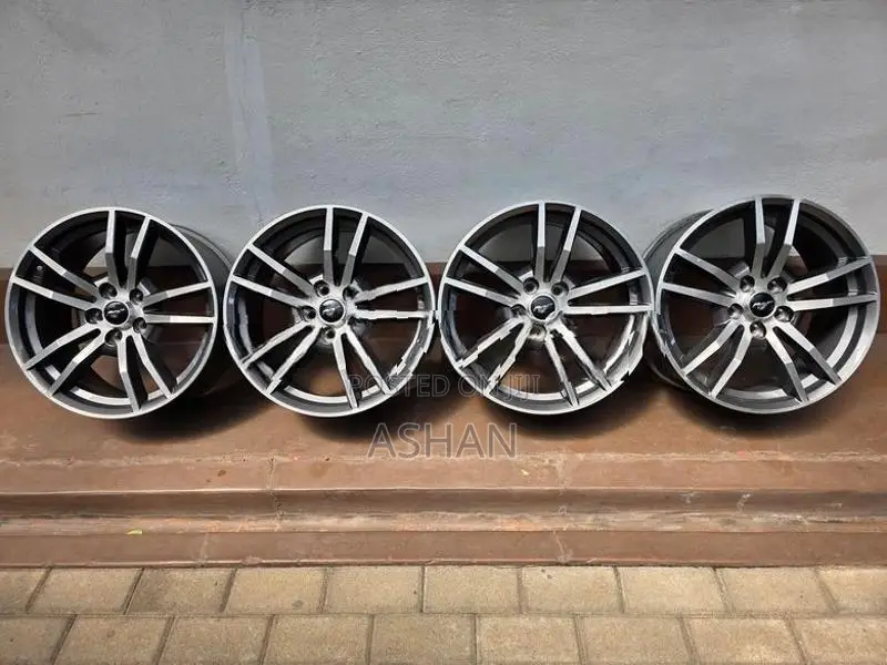 18" Alloy Wheels