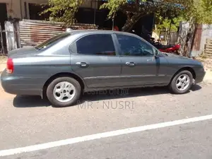 Hyundai Sonata 2000