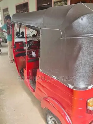 Bajaj Qute 2009