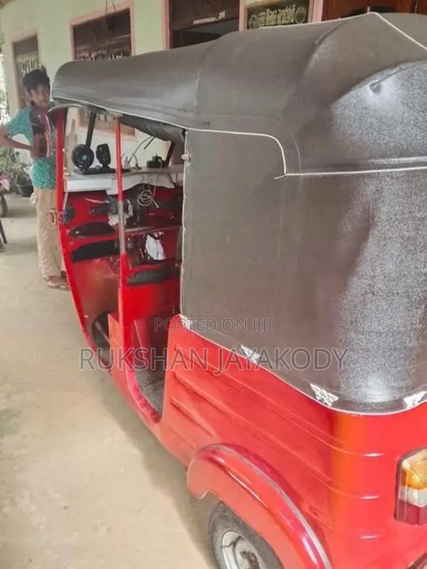 Bajaj Qute 2009