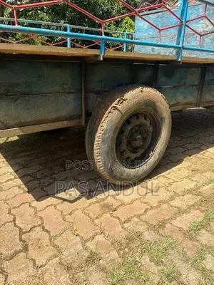 Kubota K75 2000
