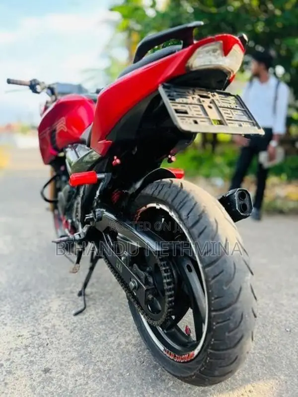 TVS Apache RTR 200 2017