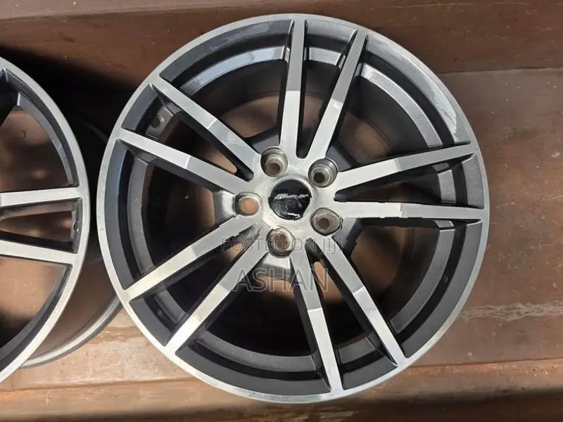 18" Alloy Wheels