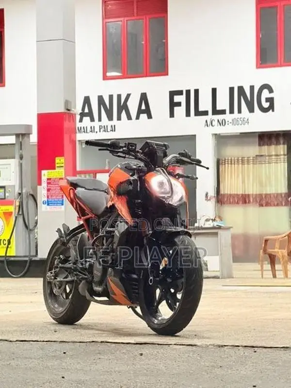 KTM Duke 160 2026